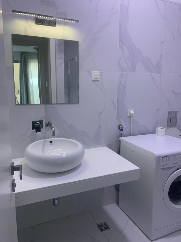 Luka Apartment Budva Bilik gambar